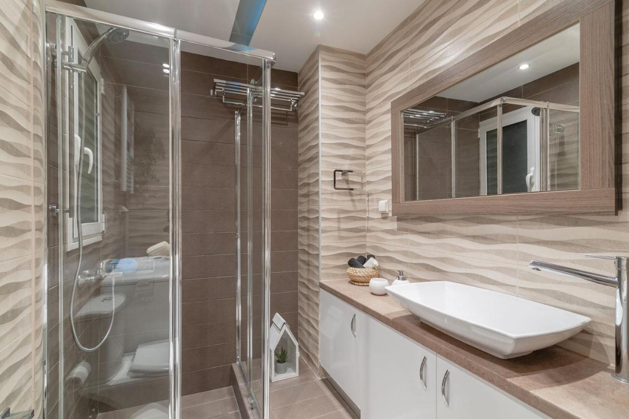 Kleio By Heloni Apartments เอเธนส์ ภายนอก รูปภาพ